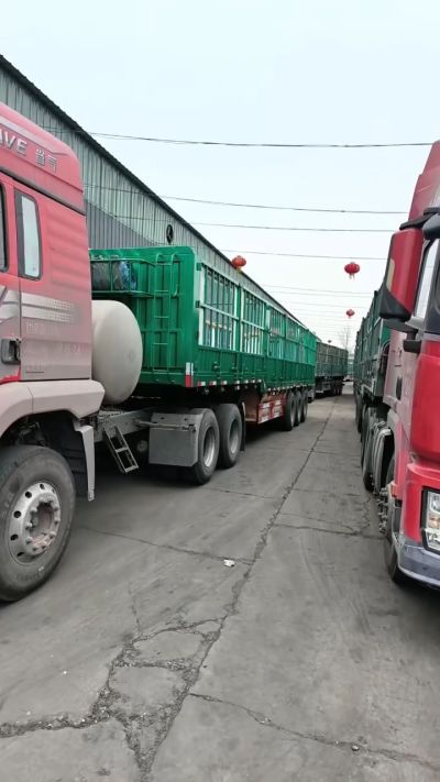 2月23号，源沃肥业排队装车中